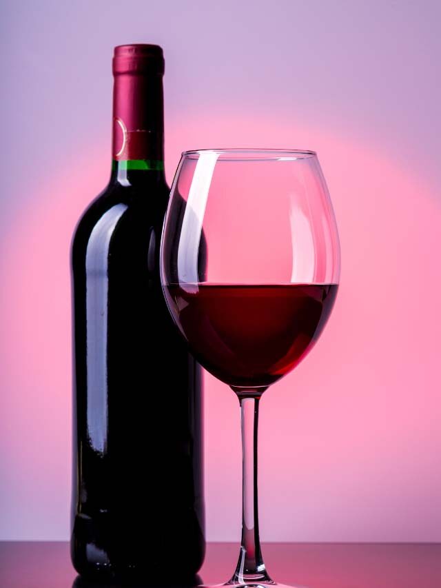 9 Health Benefits of Drinking Red Wine