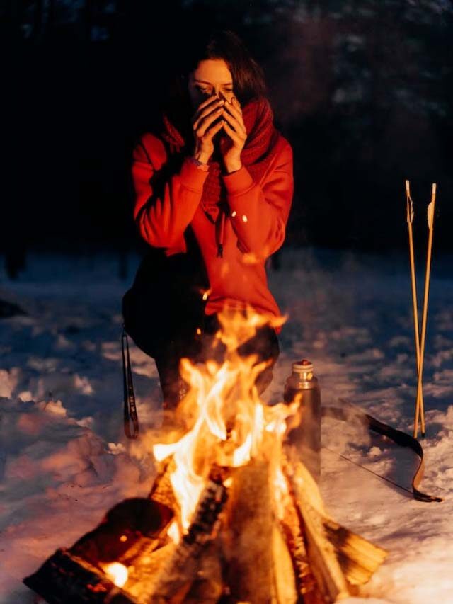 सावधान सर्दियों में आग पर तापना हो सकता है, खतरनाक  जानिए इसके नुकसान